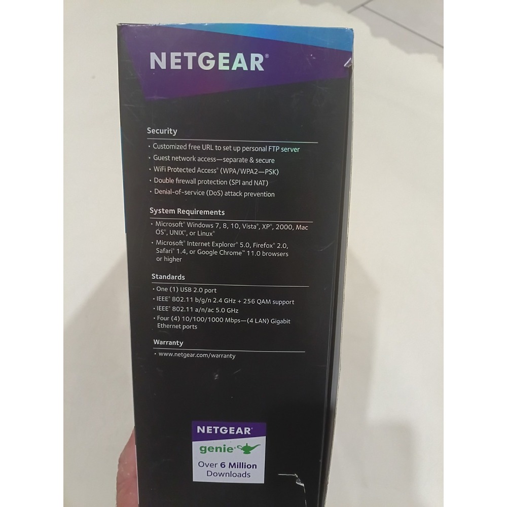 NETGEAR Nighthawk AC1900 WiFi Cable Modem Router C7000-100NAS Black - Picture 7 of 8